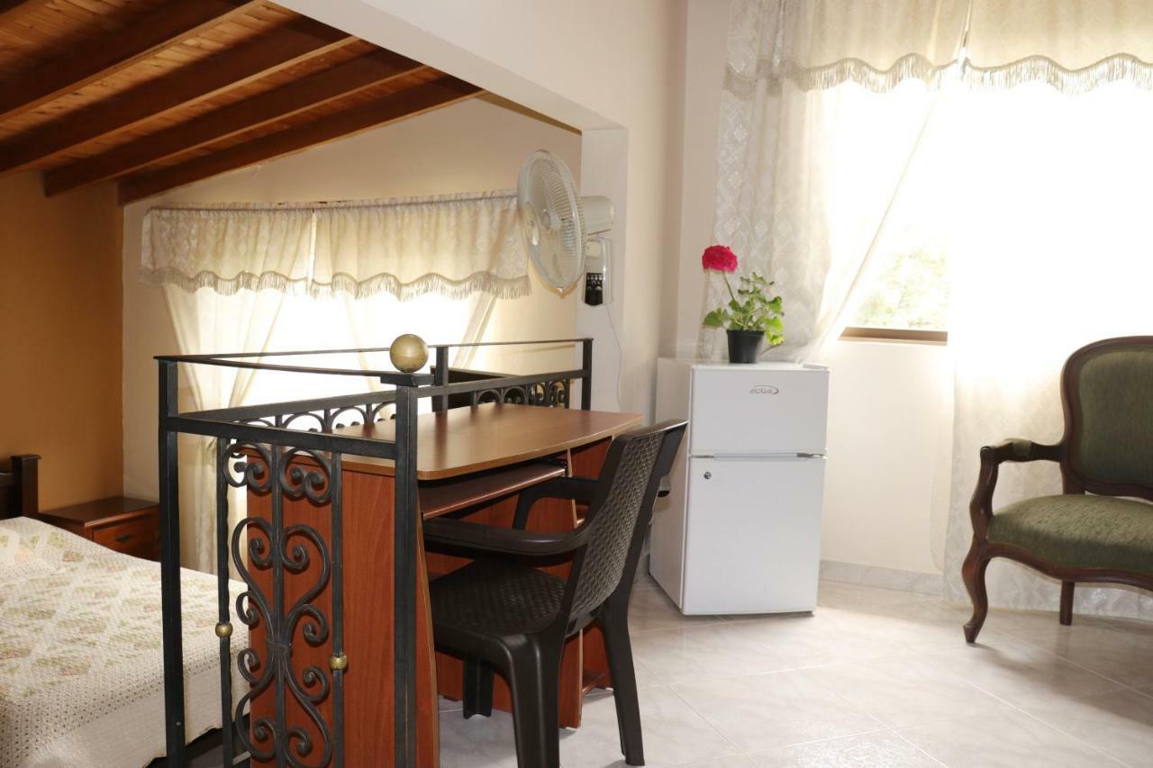 Mayorca Homestay Medellín Dış mekan fotoğraf