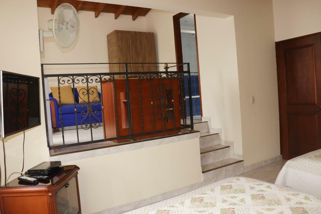 Mayorca Homestay Medellín Dış mekan fotoğraf